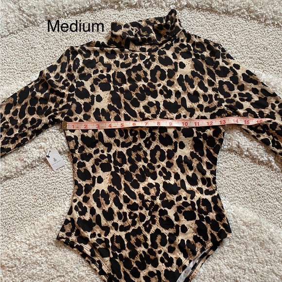 Black Brown Leopard bodysuit long sleeve mock neck NWT small and medium - Picture 10 of 13